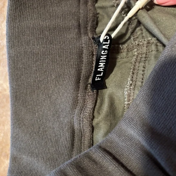 Solid Seam Detail Drawstring Mid Rise Straight Leg Pants - Picture 6 of 8